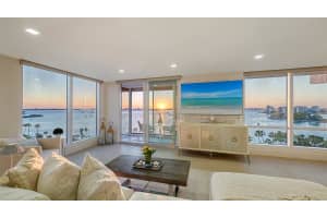 707 GULFSTREAM AVENUE, SARASOTA, FL 34236 Sold 02/03/25