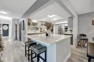 3213 SOUTHFIELD LANE, SARASOTA, FL 34239 Sold 01/16/25
