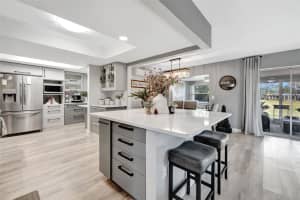3213 SOUTHFIELD LANE, SARASOTA, FL 34239 Sold 01/16/25