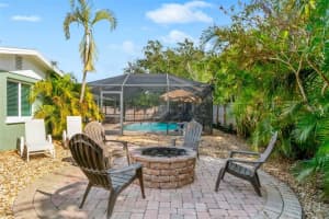 6623 GLADES WAY, SARASOTA, FL 34231 Sold 02/25/25