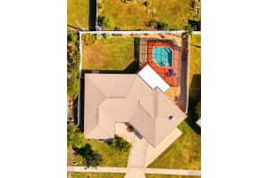 6727 ANCHOR WAY, SARASOTA, FL 34231 Sold 02/07/25