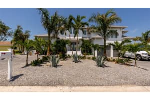 609 DUNDEE LANE, HOLMES BEACH, FL 34217 Sold 03/20/25