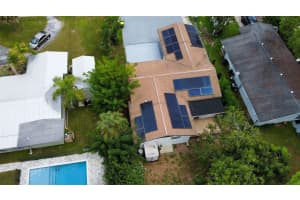 2554 NOVUS STREET, SARASOTA, FL 34237 Sold 02/25/25