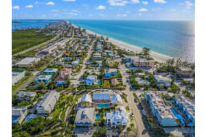 3801 4TH AVENUE, HOLMES BEACH, FL 34217 Sold 02/25/25