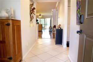 5613 KEY LARGO COURT, BRADENTON, FL 34203 - MLS#MFRA4631906