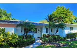 329 BERNARD AVENUE, SARASOTA, FL 34243 - MLS#MFRA4631916