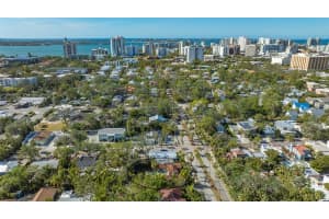 1858 OAK STREET, SARASOTA, FL 34236 Sold 01/29/25