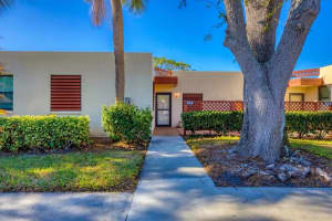 504 SPRING LAKES BOULEVARD, BRADENTON, FL 34210 Sold 04/03/25