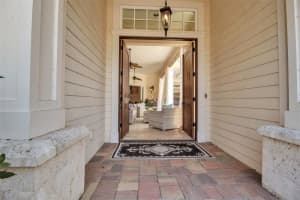 1718 HILLVIEW STREET, SARASOTA, FL 34239 Sold 03/07/25
