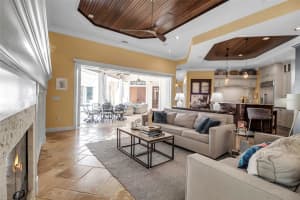 1718 HILLVIEW STREET, SARASOTA, FL 34239 Sold 03/07/25