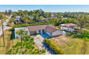 702 2ND AVENUE, RUSKIN, FL 33570 Sold 04/04/25