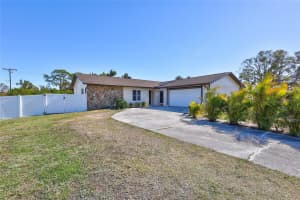 702 2ND AVENUE, RUSKIN, FL 33570 Sold 04/04/25