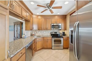 4440 EXETER DRIVE, LONGBOAT KEY, FL 34228 Sold 02/24/25
