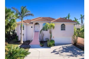 508 SIESTA DRIVE, SARASOTA, FL 34242 - MLS#MFRA4632039
