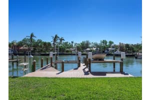 508 SIESTA DRIVE, SARASOTA, FL 34242 - MLS#MFRA4632039