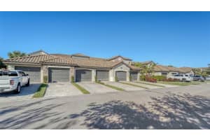 5537 Palmer Cir #201, BRADENTON