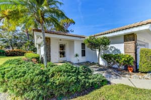 5604 GARDEN LAKES DRIVE, BRADENTON, FL 34203 Sold 03/13/25