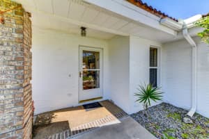 5604 GARDEN LAKES DRIVE, BRADENTON, FL 34203 Sold 03/13/25