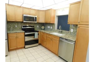302 SPRING LAKES BLVD #302, BRADENTON, FL 34210 Sold 06/09/25