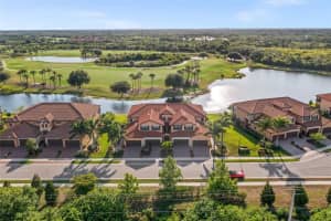 23381 Awabuki Dr, VENICE