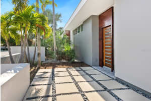 2004 OSPREY AVENUE, SARASOTA, FL 34239 Sold 01/31/25