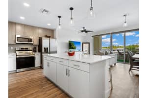 1709 TAMIAMI TRAIL, SARASOTA, FL 34234 - MLS#MFRA4632169