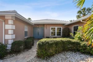 322 AVENIDA DE PARADISIO, SARASOTA, FL 34242 Sold 07/01/25