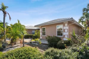 322 AVENIDA DE PARADISIO, SARASOTA, FL 34242 Sold 07/01/25