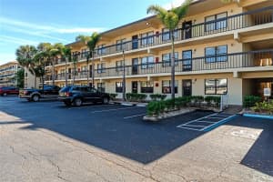 425 30TH AVENUE, BRADENTON, FL 34205 - MLS#MFRA4632236