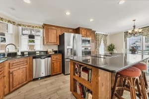 410 BRAVADO, NORTH PORT, FL 34287 Sold 01/27/25