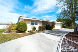 9820 ROYAL PALM DRIVE, BRADENTON, FL 34210 - MLS#MFRA4632273