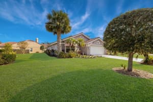 5512 GARDENS DRIVE, SARASOTA, FL 34243 Sold 03/17/25