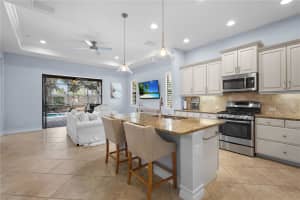 7134 WESTHILL COURT, LAKEWOOD RANCH, FL 34202 Sold 05/23/25
