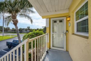 944 CAPRI ISLES BOULEVARD, VENICE, FL 34292 Sold 03/14/25