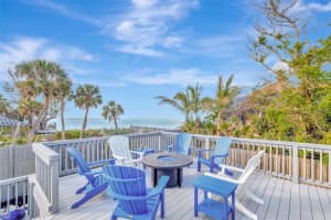 77 SANDY HOOK ROAD, SARASOTA, FL 34242 Sold 04/01/25