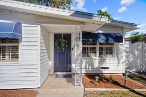 2369 BROWNING STREET, SARASOTA, FL 34237 - MLS#MFRA4632336