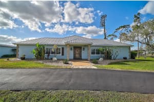 3120 LENA LANE, SARASOTA, FL 34240 Sold 03/21/25