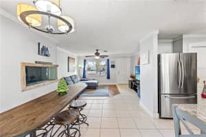 2115 CAMBRIDGE DRIVE, SARASOTA, FL 34232 Sold 02/19/25