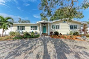 2629 MARTIN STREET, SARASOTA, FL 34237 Sold 02/10/25