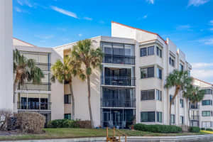 5633 PUERTA DEL SOL BOULEVARD, SAINT PETERSBURG, FL 33715 Sold 03/20/25