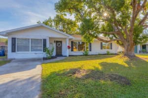 911 42ND STREET, BRADENTON, FL 34205 Sold 05/01/25