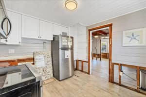 432 AVENIDA DE MAYO, SARASOTA, FL 34242 Sold 01/10/25