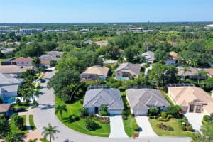 8334 SAILING LOOP, LAKEWOOD RANCH, FL 34202 - MLS#MFRA4632500