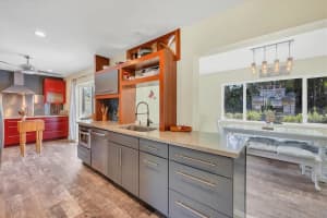1658 BLAKEMORE LANE, SARASOTA, FL 34231 - MLS#MFRA4632507