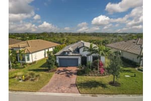 17531 COLEBROOK CIRCLE, LAKEWOOD RANCH, FL 34202 Sold 06/03/25