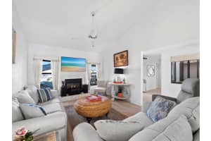 2215 HARBOURSIDE DRIVE, LONGBOAT KEY, FL 34228 Sold 03/07/25