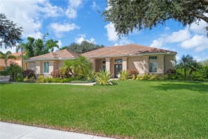8829 Wild Dunes Dr, Sarasota, FL 34241, Sold 12/16/24