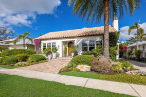 1923 HIBISCUS STREET, SARASOTA, FL 34239 Sold 04/28/25