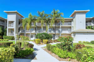 9620 CLUB SOUTH CIRCLE, SARASOTA, FL 34238 Sold 02/12/25