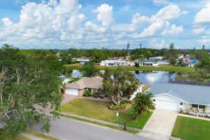 2215 39TH STREET, BRADENTON, FL 34205 Sold 08/22/25
